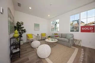 Photo #3: 223008588 Listing 