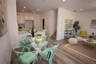 Photo #4: 223008588 Listing 