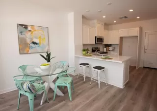 Photo #5: 223008588 Listing 