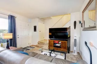 Photo #3: 223008688 Listing 