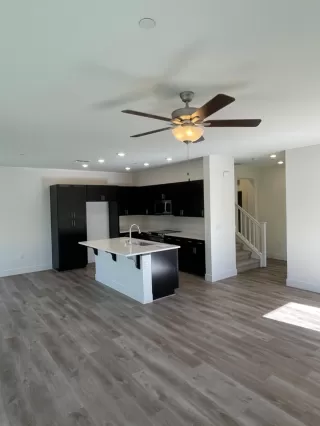 Photo #1: 223008973 Listing 