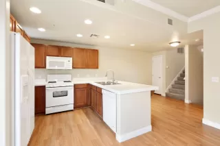 Photo #5: 223009112 Listing 