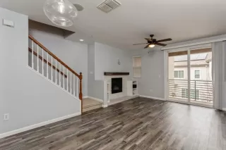 Photo #3: 223009540 Listing