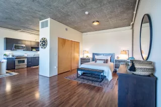 Photo #2: 223009826 Listing 