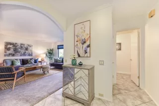 Photo #6: 223010673 Listing