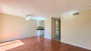 Photo #2: 223011166 Listing