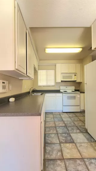 Photo #6: 223011166 Listing