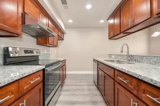 Photo #2: 223011275 Listing