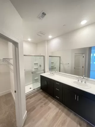 Photo #5: 223011393 Listing