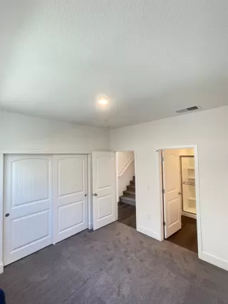 Photo #4: 223011396 Listing