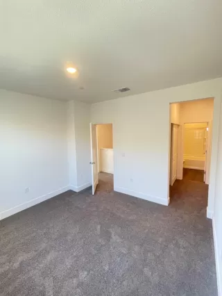 Photo #6: 223011396 Listing