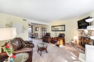 Photo #5: 223011679 Listing