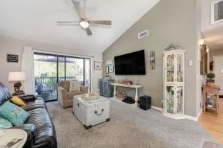 Photo #3: 223011975 Listing 