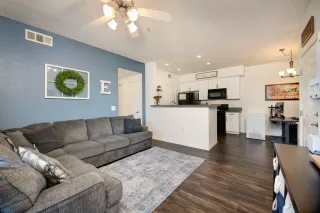 Photo #2: 223012223 Listing