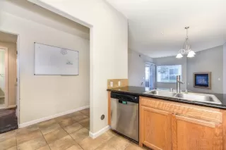 Photo #4: 223012247 Listing