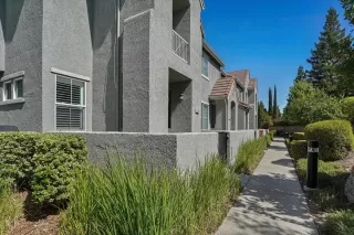 Photo #3: 223012650 Listing 