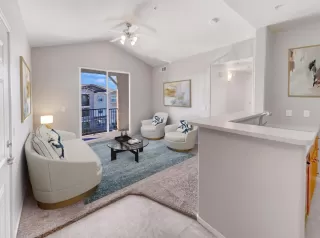 Photo #2: 223012876 Listing