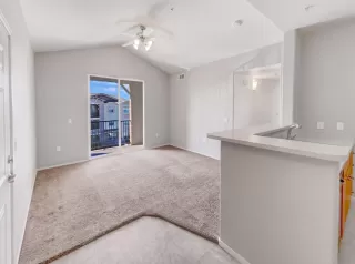 Photo #5: 223012876 Listing