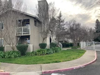 Photo #4: 223013512 Listing 