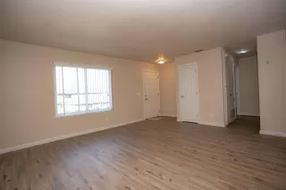 Photo #3: 223013649 Listing 