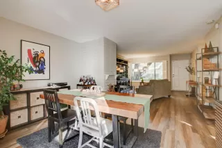 Photo #3: 223013756 Listing