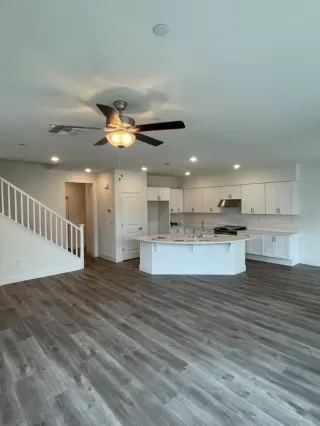 Photo #2: 223013924 Listing