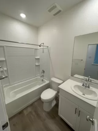 Photo #5: 223013924 Listing