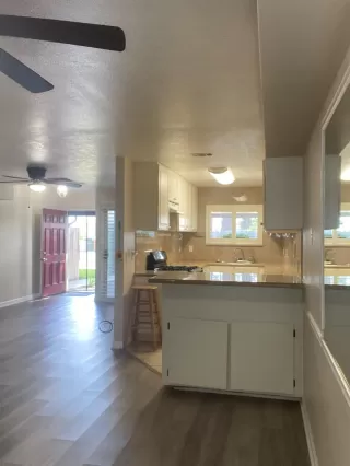 Photo #5: 223014229 Listing 