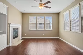 Photo #4: 223014369 Listing