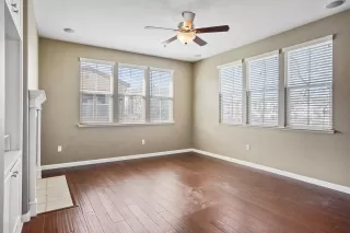 Photo #5: 223014369 Listing