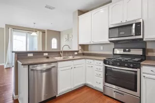 Photo #6: 223014369 Listing