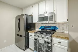 Photo #1: 223014394 Listing