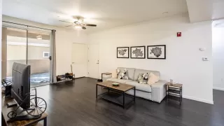 Photo #4: 223014904 Listing