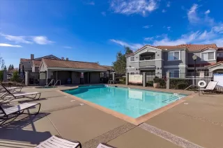 Photo #2: 223014927 Listing