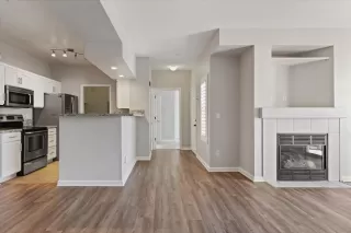 Photo #4: 223014927 Listing