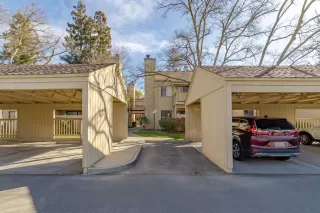 Photo #1: 223015528 Listing 