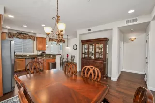 Photo #6: 223015676 Listing