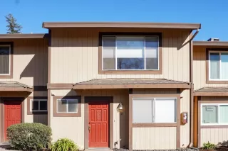 Photo #2: 223015688 Listing 