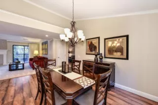 Photo #6: 223015813 Listing