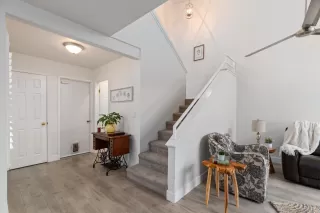 Photo #3: 223016311 Listing 