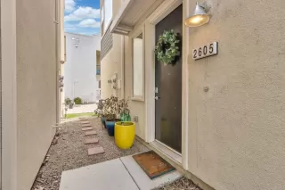Photo #4: 223016372 Listing