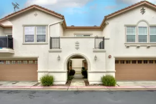 Photo #1: 223016459 Listing