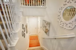 Photo #4: 223016459 Listing
