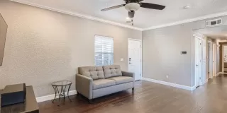 Photo #6: 223016509 Listing 