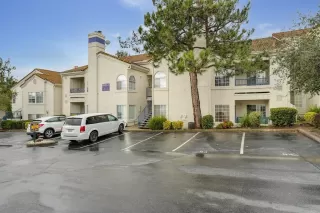 Photo #1: 223016629 Listing