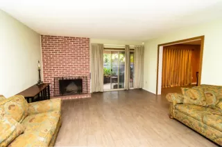 Photo #5: 223016743 Listing 