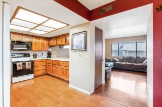 Photo #5: 223017347 Listing 
