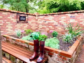 Photo #2: 223018549 Listing 