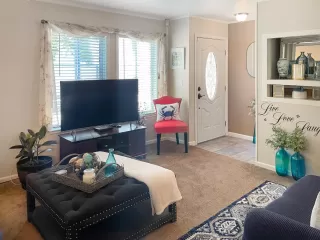 Photo #2: 223019626 Listing 