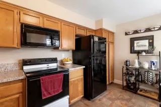 Photo #6: 223019671 Listing